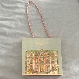 Atelier Choux Paris - bib and blanket set in gift box.